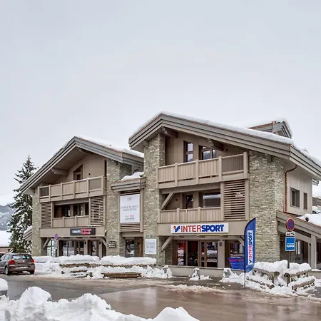 Elegant Avec Acces Facile Aux Pistes, Parking Et Salle De Fitness - Fr-1-562-23 Courchevel