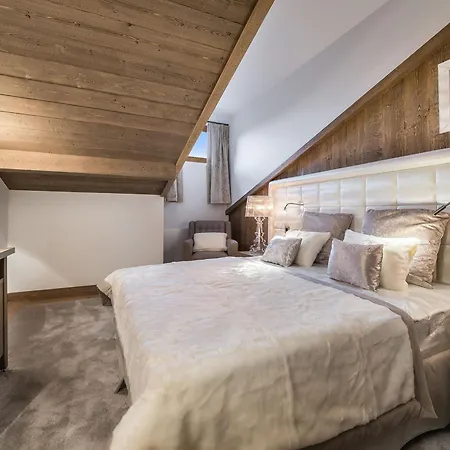Charmant Appartement A Courchevel Village, Pres Des Pistes, Wifi, Parking Inclus - Fr-1-562-23 Apartament